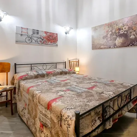 Le Di Kentia Feriehus Sassari
